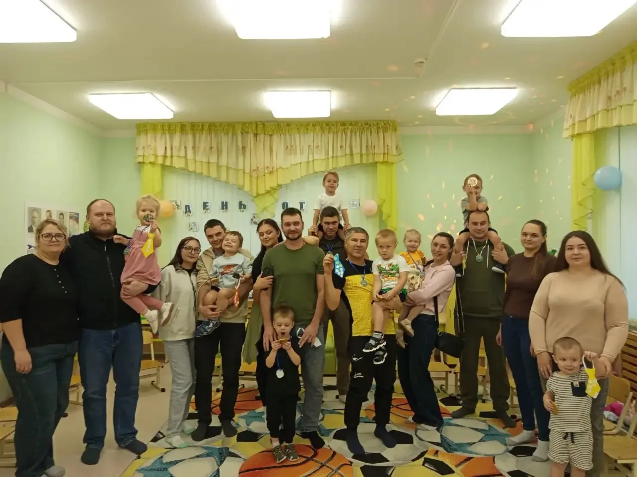 В группе «Атлеты » прошёл замечательный и очень тёплый праздник, посвящённый Дню отца. ...