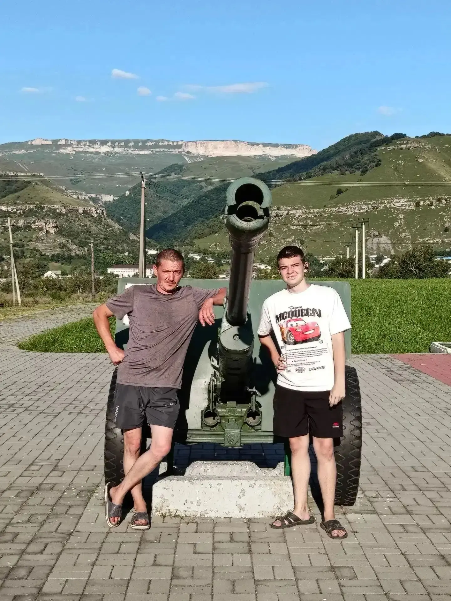 Шевцов Анатолий, учащийся 11 класса, поддерживает участие в фотоконкурсе "Кадры, которы...