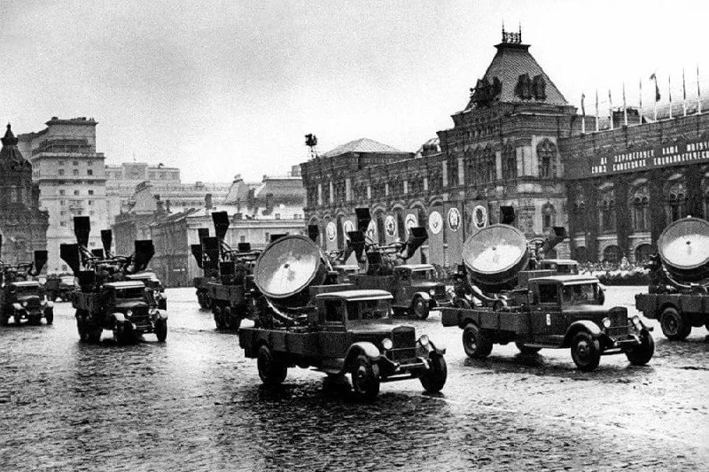 Первый парад Победы в СССР прошел в Москве 24 июня 1945 года.