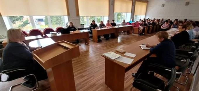 13 октября 2026 года в Администрации Алейского района состоялся семинар для руководител...