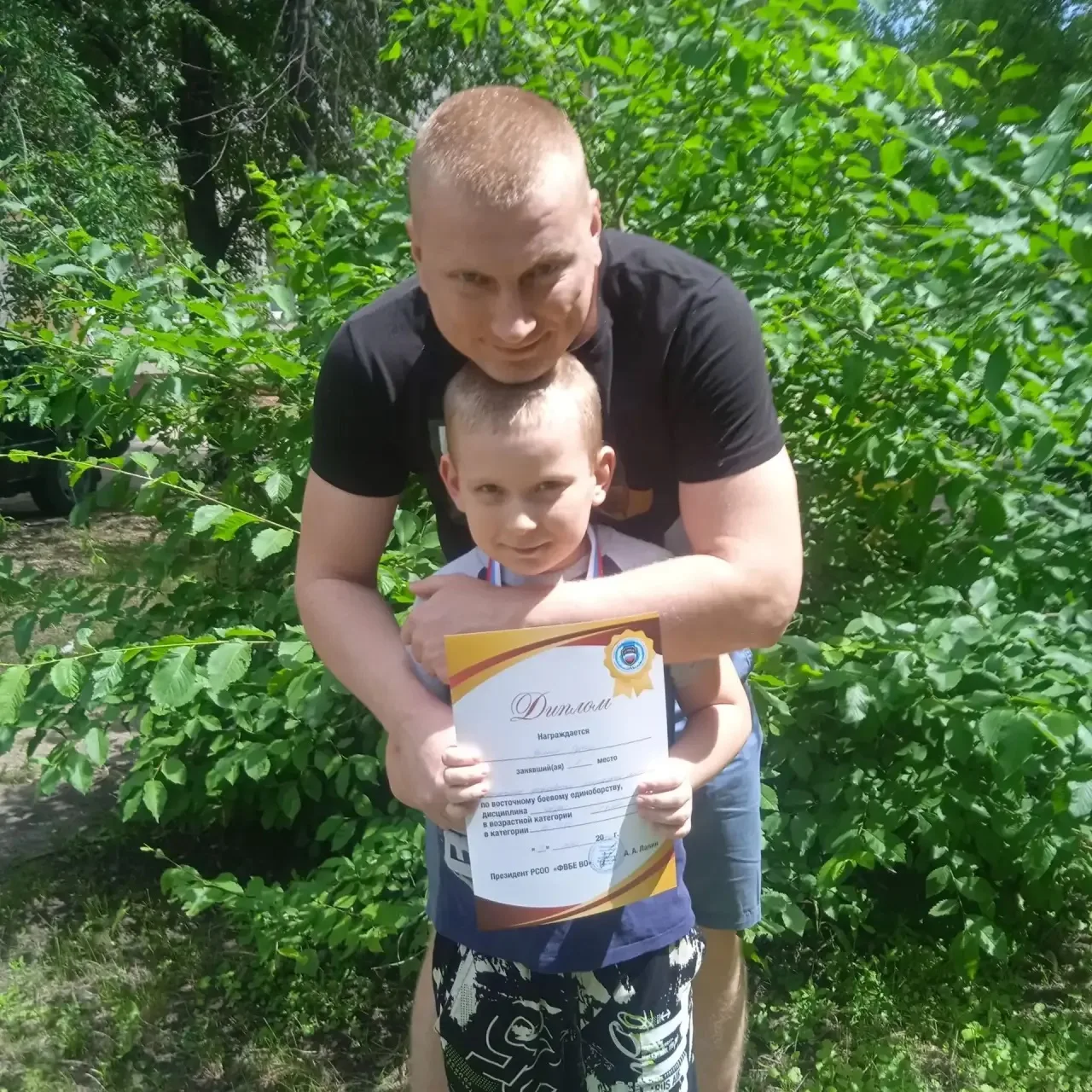 В преддверии теплого праздника — Дня отца — ученик 7 «Б» класса Родионов Кирилл делится...