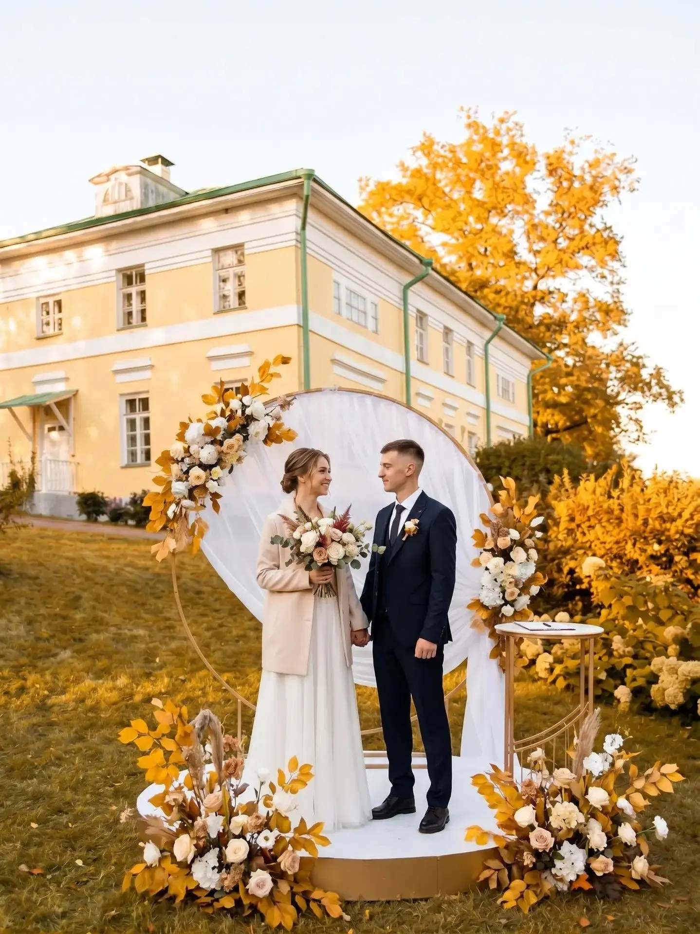 👩‍❤️‍👨  Любовь любовью, а штамп в паспорте — по расписанию