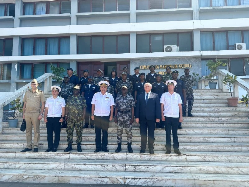 🇷🇺🇲🇿 8 октября в порт Мапуту на трехдневную стоянку зашел учебный корабль Балтийско...