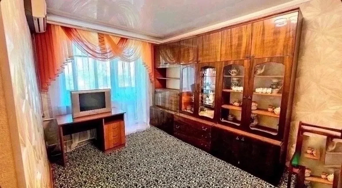 Продается 2к квартира в Киевском районе по ул. Будапешская