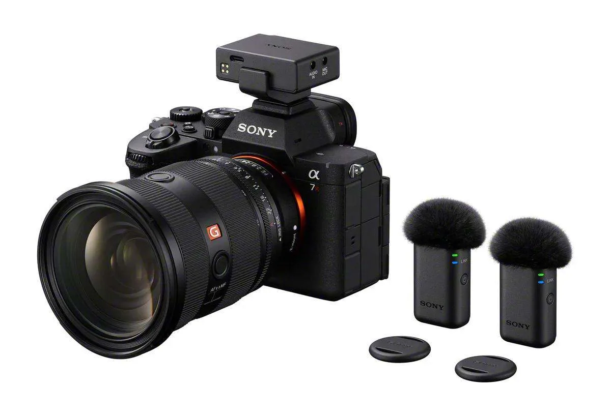 🎙 Sony представила новую беспроводную микрофонную систему ECM-W5