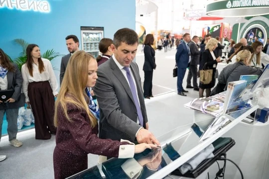 Третий день «Золотой осени — 2026»: ВНИИЗЖ делится опытом и знакомит гостей с ветеринар...