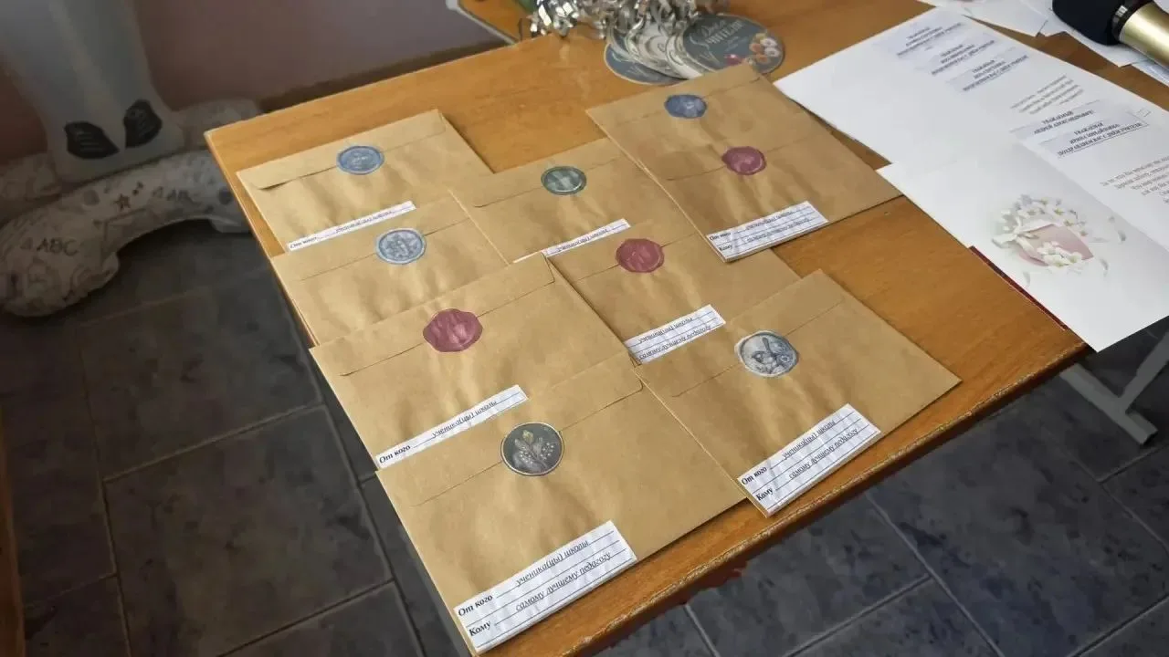 5 октября в Майорской школе советник директора Удодова Камила совместно с классным руко...