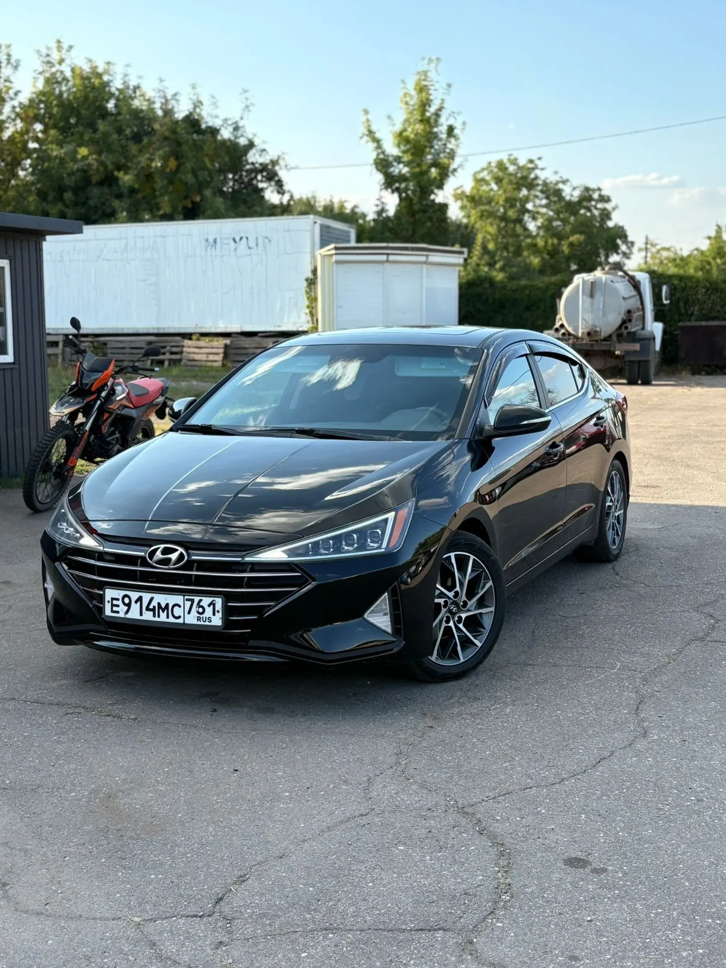 Hyundai Elantra 2020г.