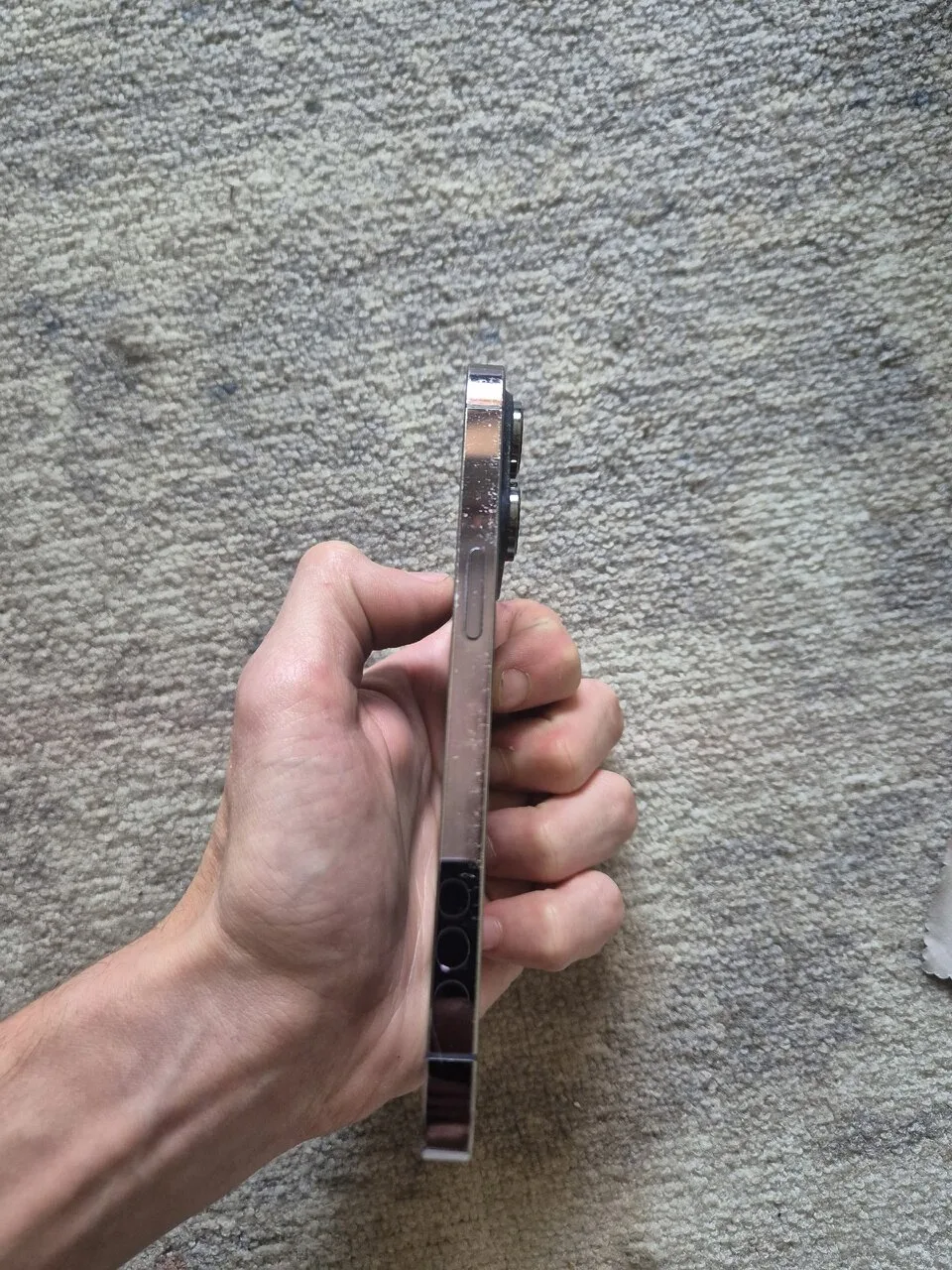 Продам iPhone 14 Pro 128 ГБ и Samsung S24 8/256, б/у, 33 000–36 000 руб.