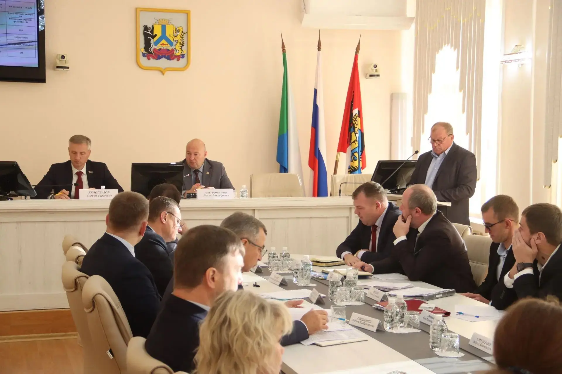 На аппаратном совещании в администрации Хабаровска под руководством врип мэра Дениса Ми...