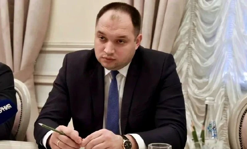 🏅 Глава Семилукского района Максим Зацепин получил почётную награду от губернатора.