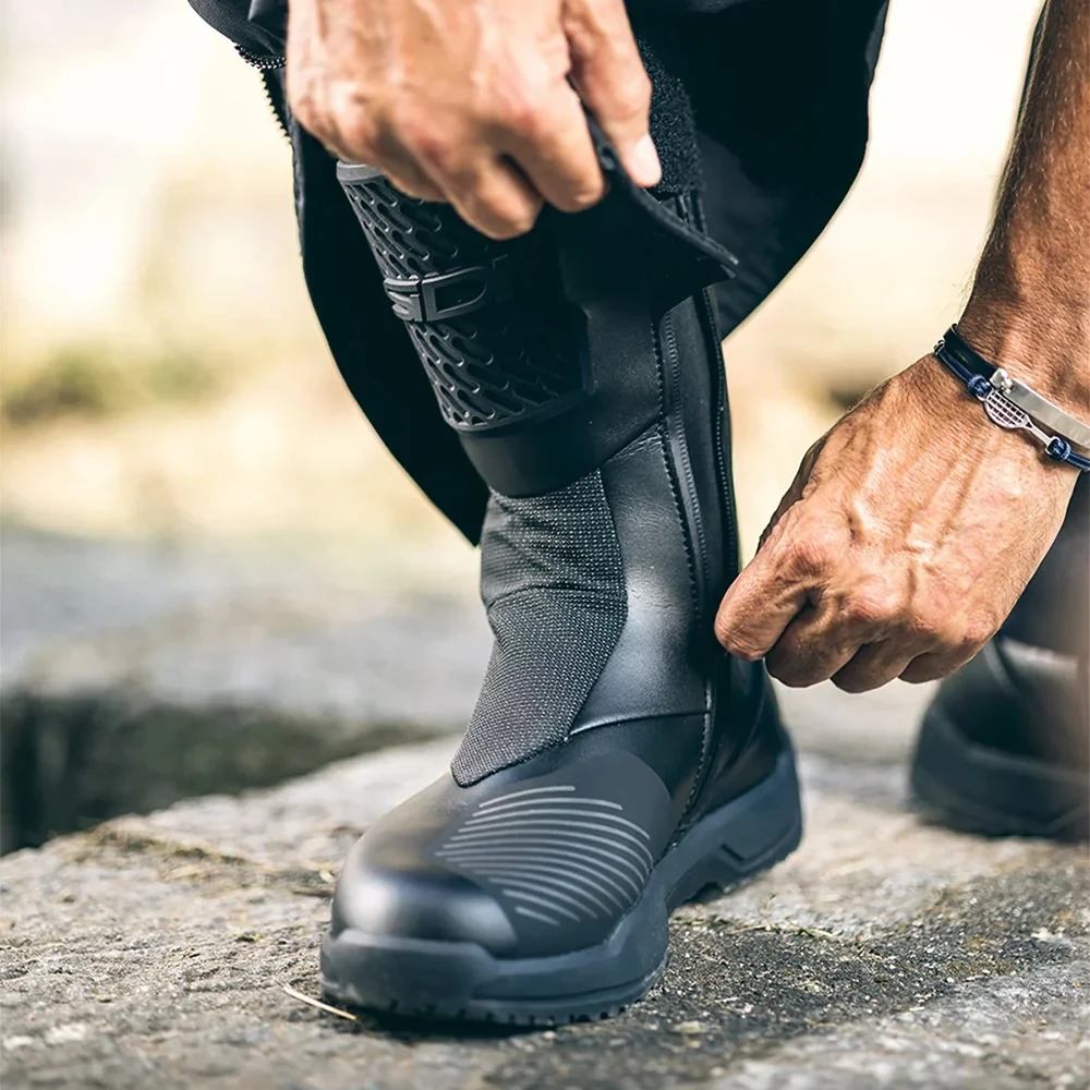 Туринговые мотоботы SIDI Orion GTX созданы для тех, кто не привык зависеть от капризов ...