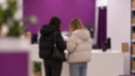 В Калуге мать и дочь воровали ювелирные украшения в пункте выдачи