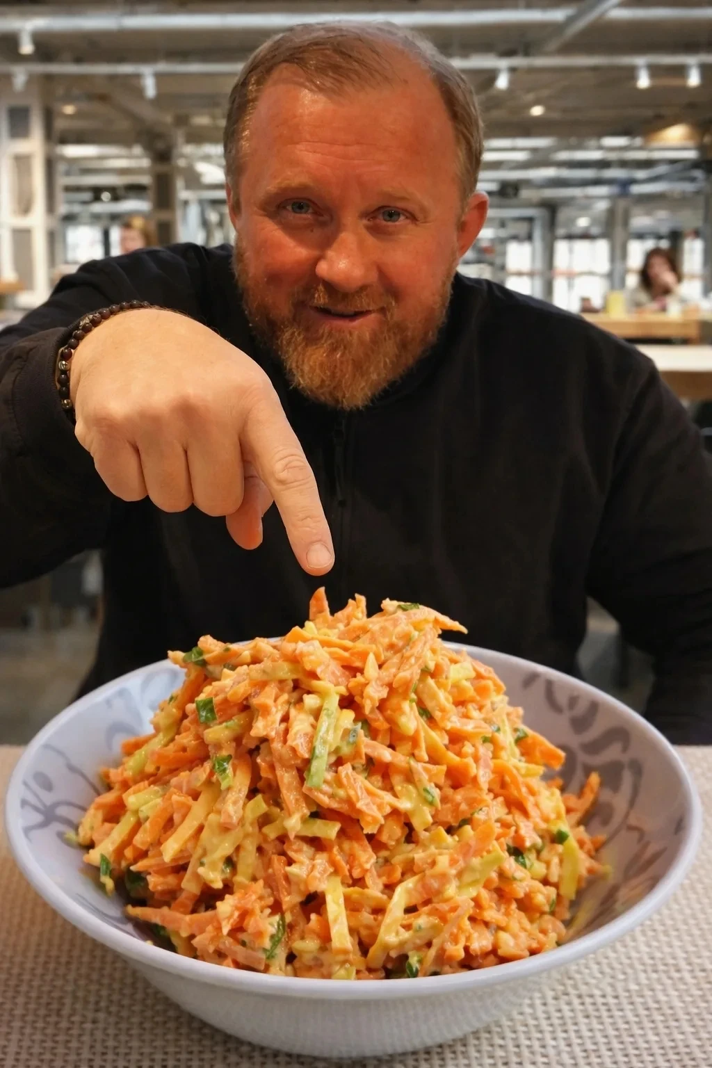 🥗 Этот салат многие считают «проходным». И зря.