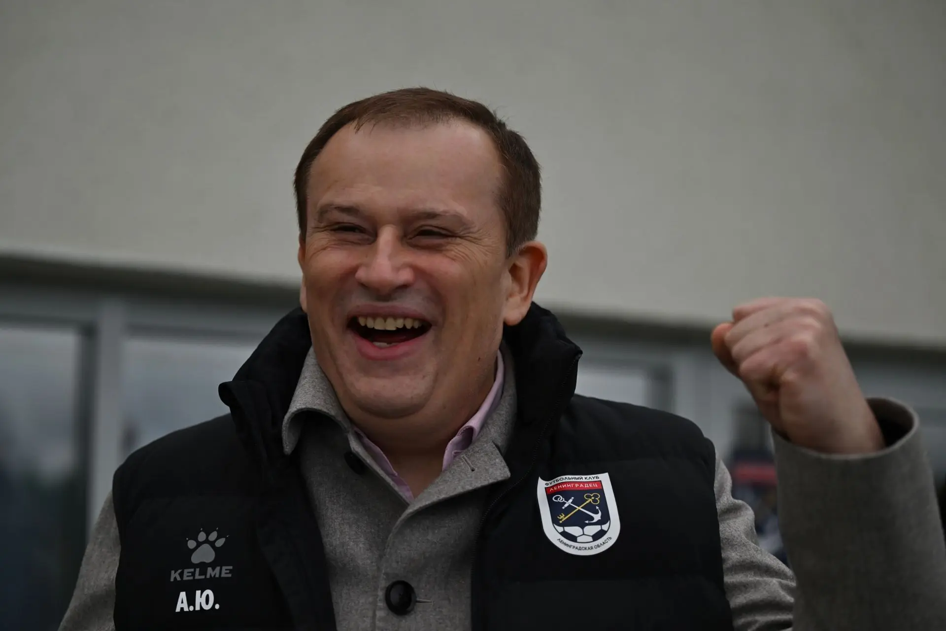 Сегодня на «Рощино Арене» болели за нашу команду. В рамках 13-го тура Лиги PARI «Ленинг...