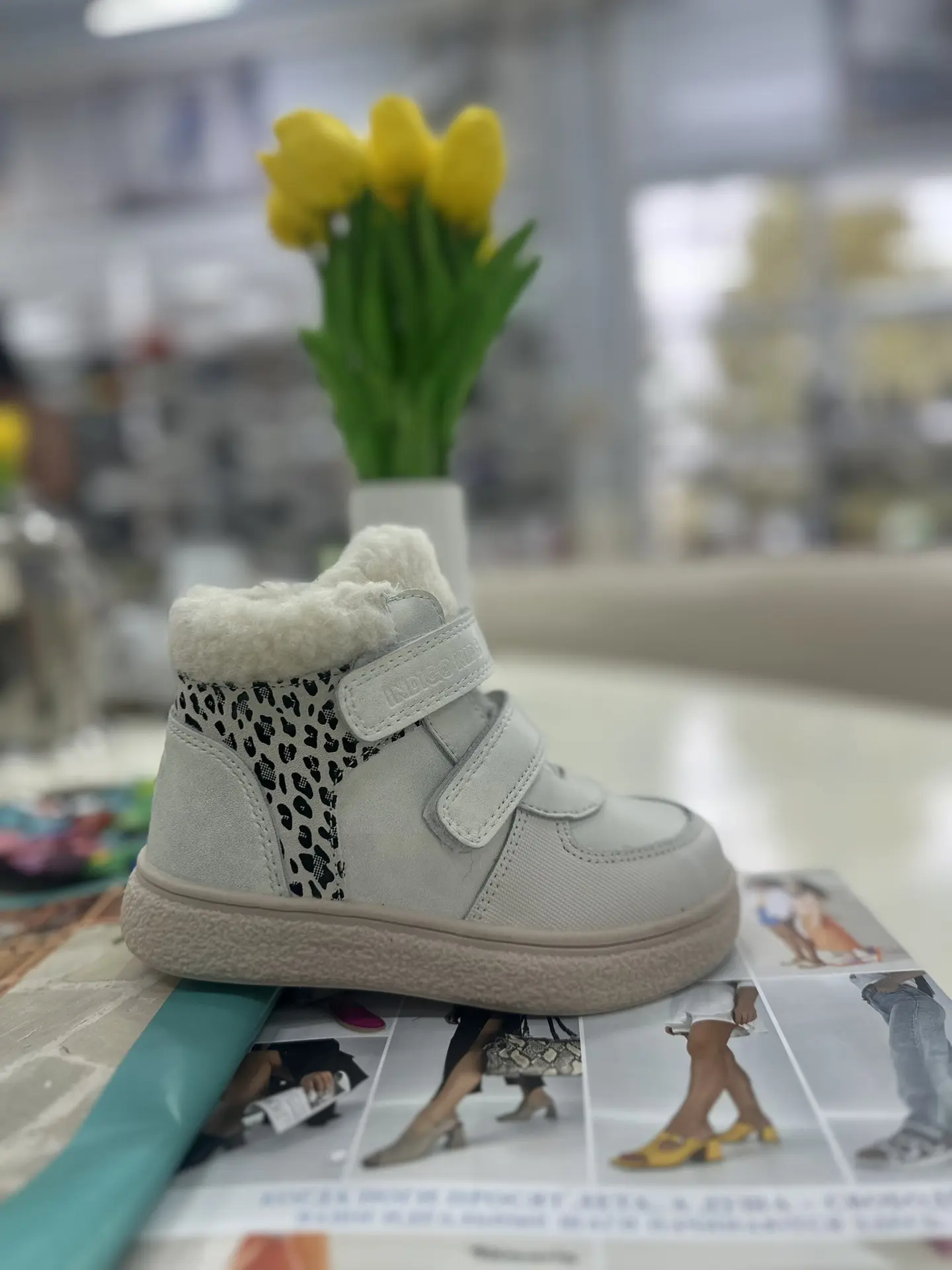 Стильные зимние детские ботинки с защищенным носком от Indigo Kids: тепло, комфорт и мо...