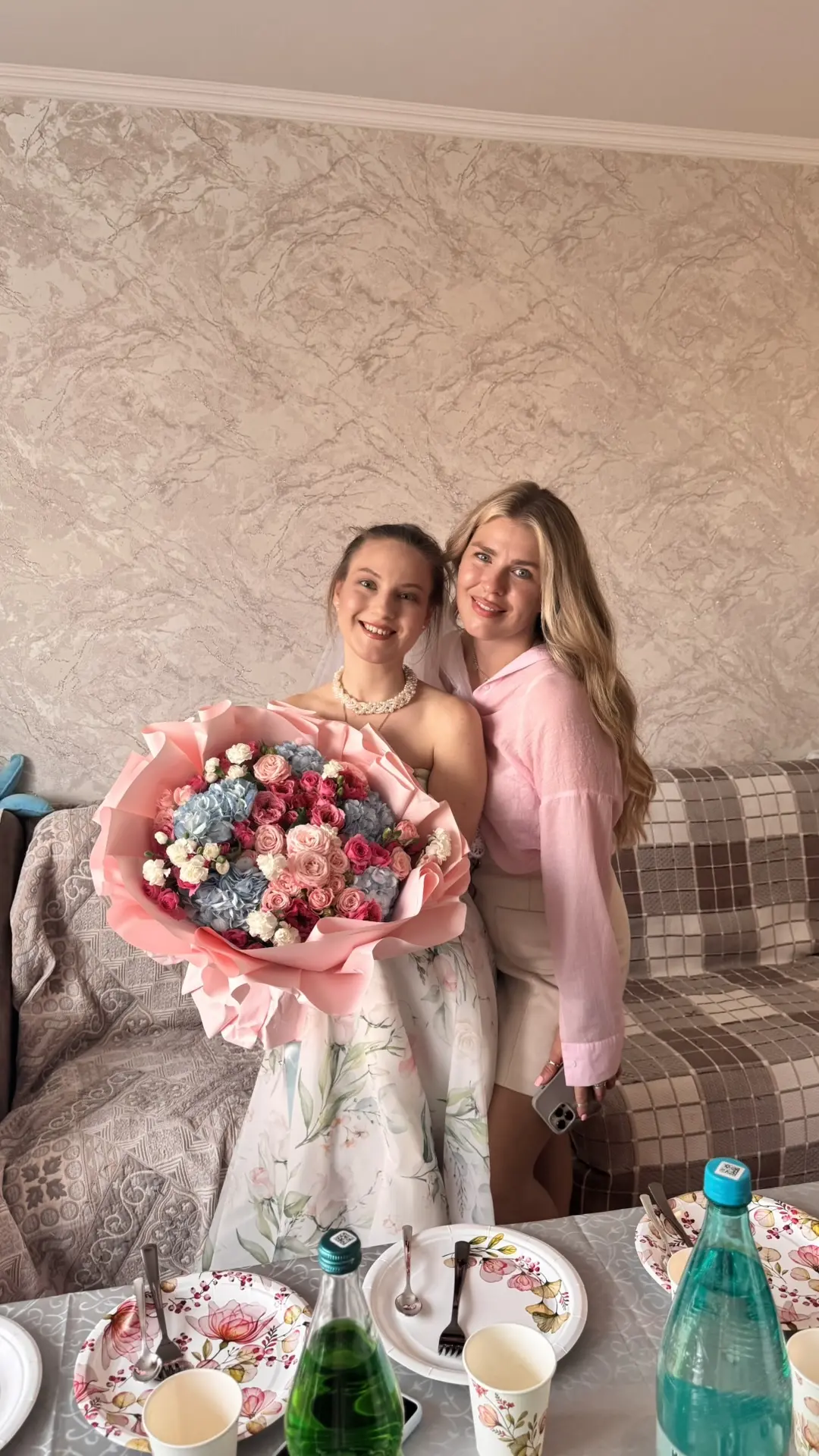 Выкупили вчера невесту нашу☺️ завтра свадьба! Все нервничают😂🤭 а мне со стороны челов...