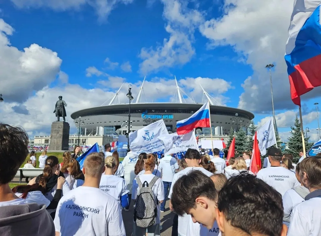 Во вторую субботу августа в России отмечают День физкультурника, по всей стране проходя...