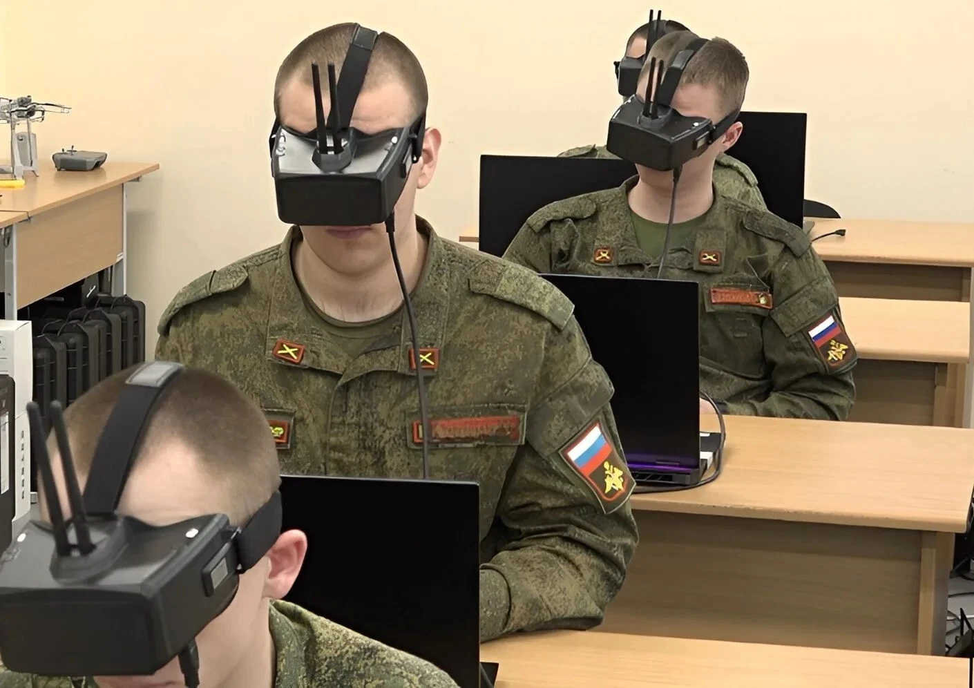 Команда ВУЦ ТГУ участвует в «Кибердроме»