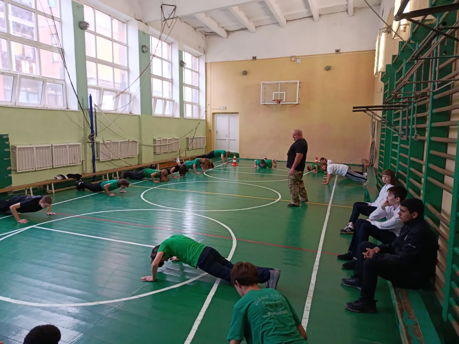 Объединение "ОФП и гиревой спорт". ПДО Вшивков Иван.