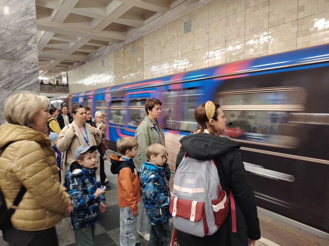 Исследуем Московский метрополитен и спускаемся в подземку!