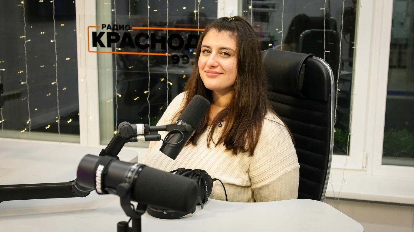 От проверки тетрадей до оваций на сцене: победительница проекта «Народный КАВЕРист» Оле...