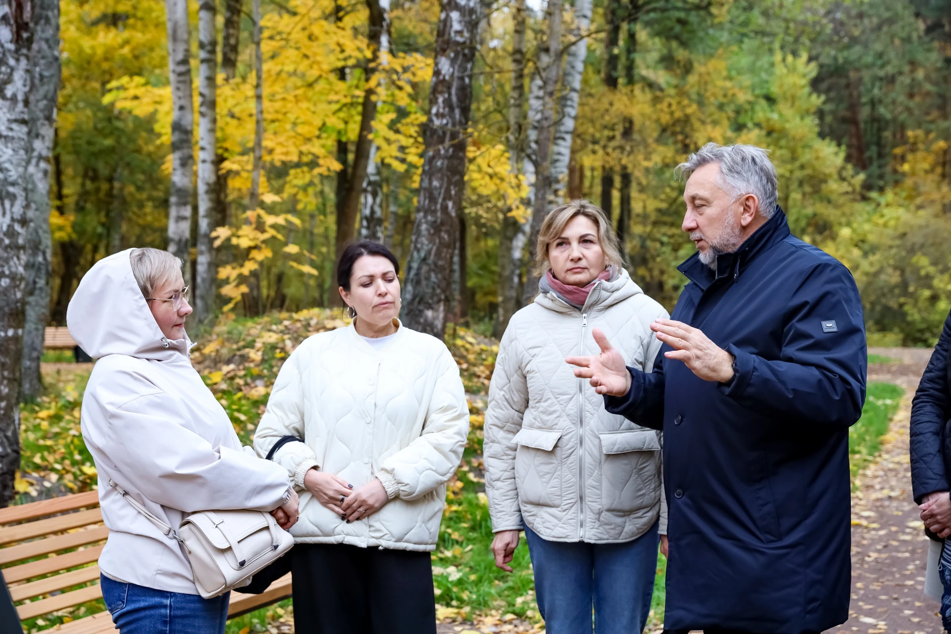 🌳 Продолжается благоустройство лесопарков «Восьмидорожье» и «Зверинец»