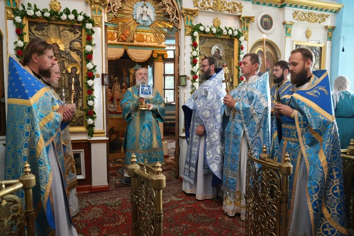 🙏 В праздник Покрова Пресвятой Богородицы епископ Новороссийский и Геленджикский Серги...