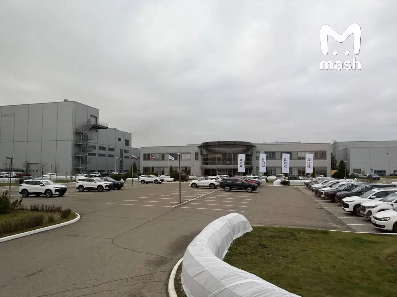❗️Mash: производство автомобилей Tenet Калуге временно приостановили после атаки украин...