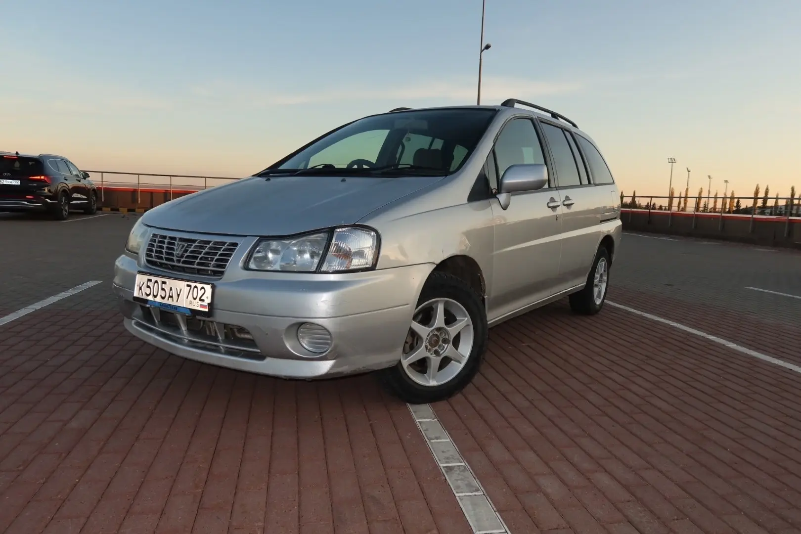 Продам Nissan Liberty 2000 года