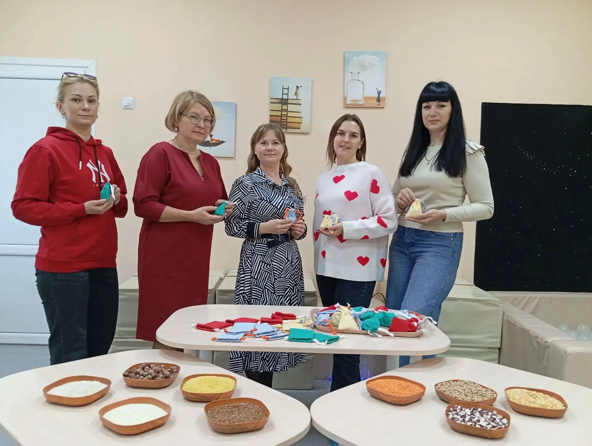 В рамках деятельности клуба “Родители в единстве”, мамы, воспитывающие детей с ограниче...