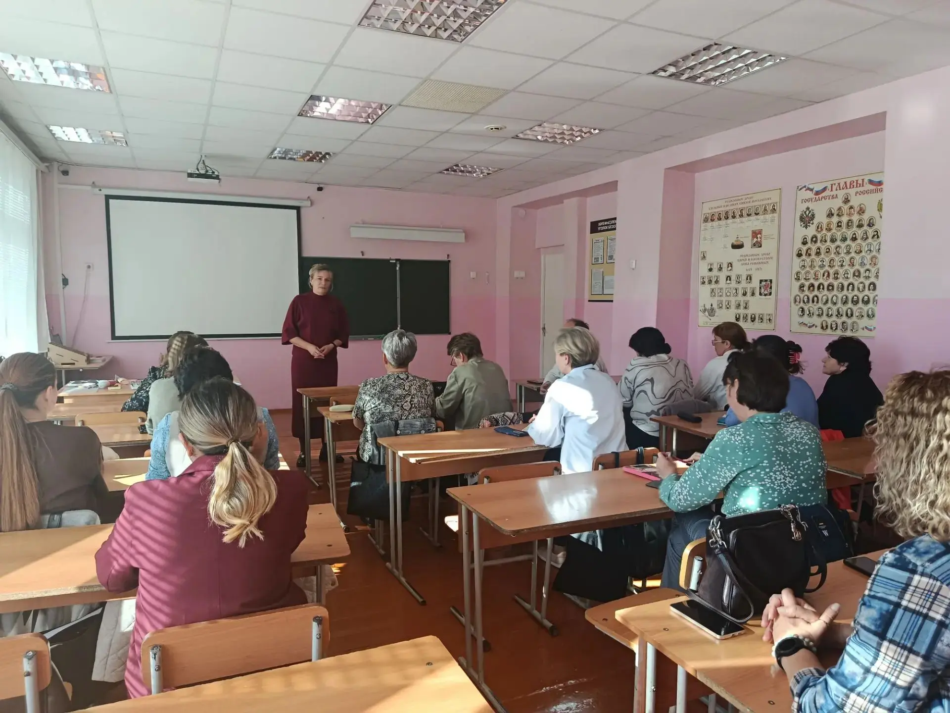 На базе МБОУ башкирский лицей им.М.Бурангулова прошел семинар учителей истории и общест...