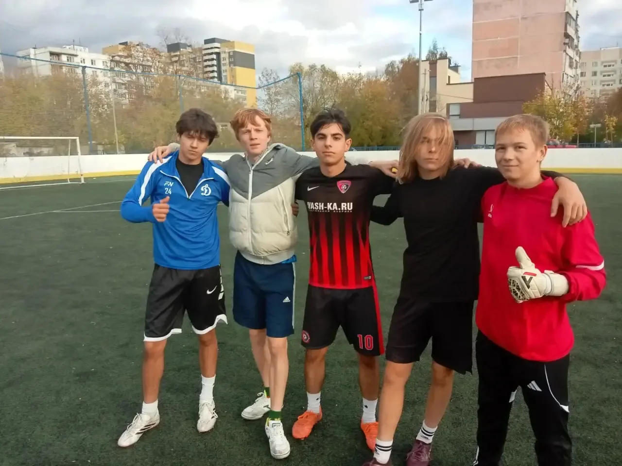 🥇 Триумф на районных соревнованиях по мини-футболу! ⚽️