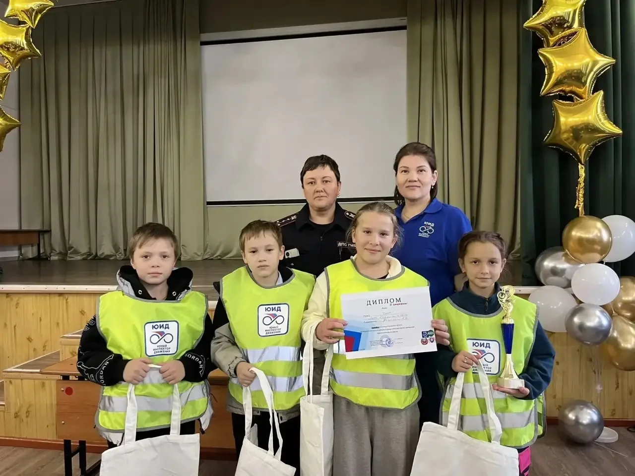 🚦 В поселке Магистральный Казачинско-Ленского района сотрудники Госавтоинспекции стали...
