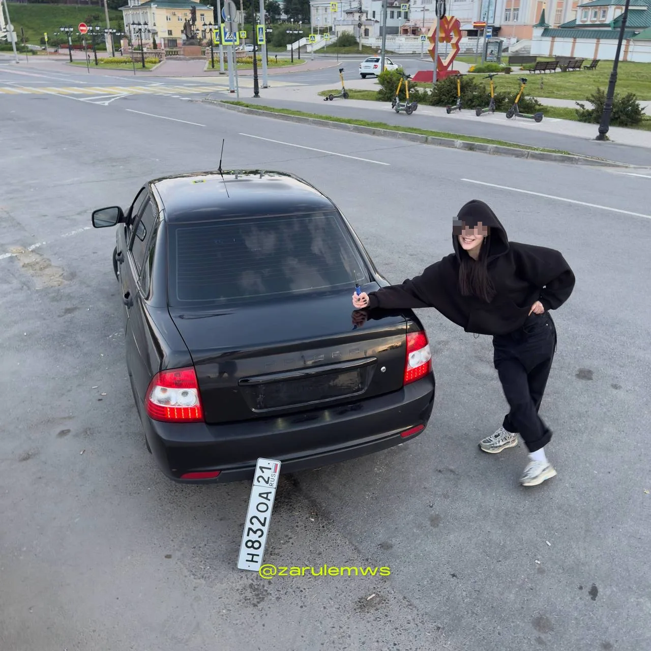 Растонировали — не значит поумнели? В хлам тонированная «Приора», начудачившая в Ялаве,...
