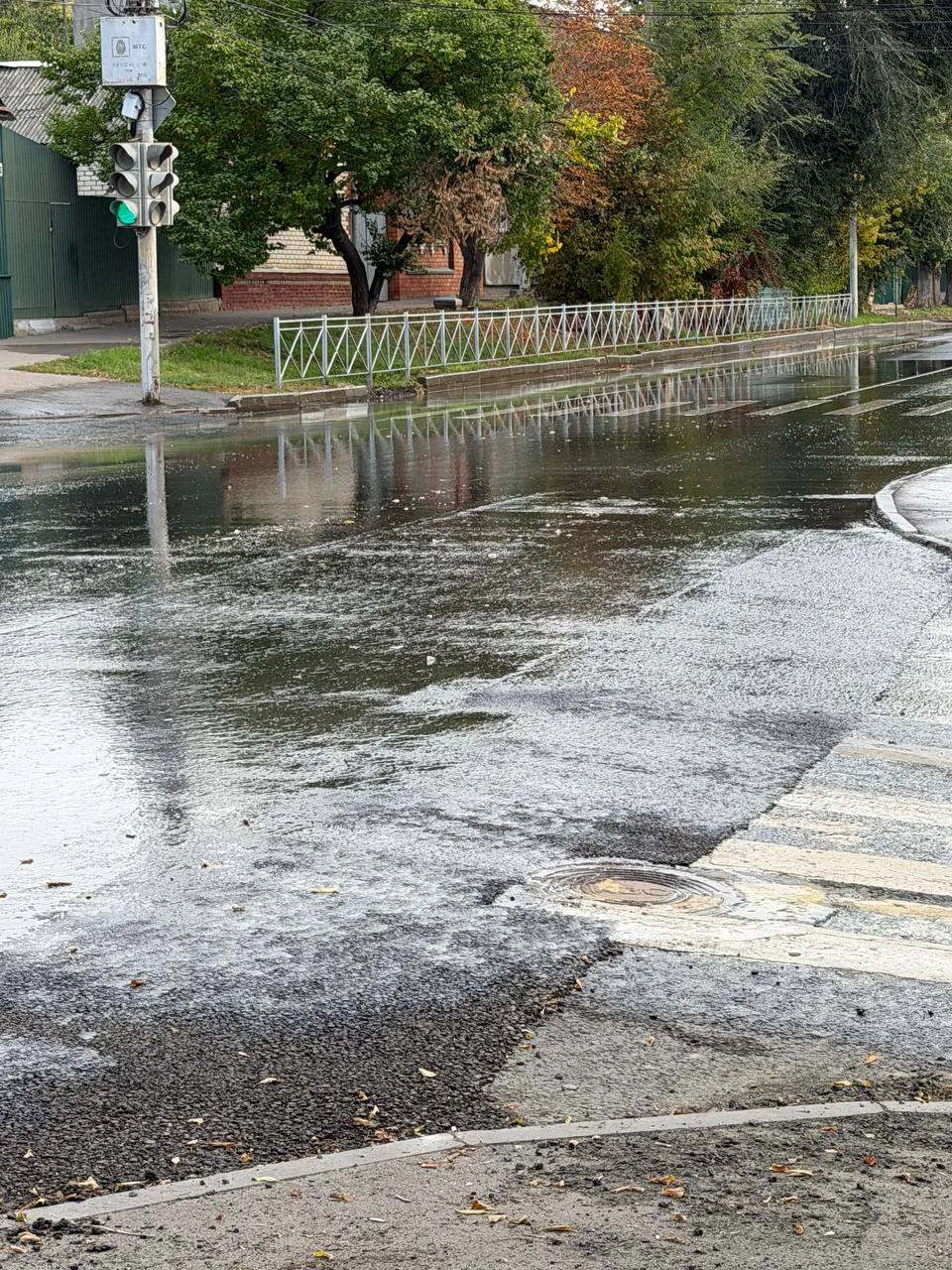 Саратовцы жалуются на коммунальные реки