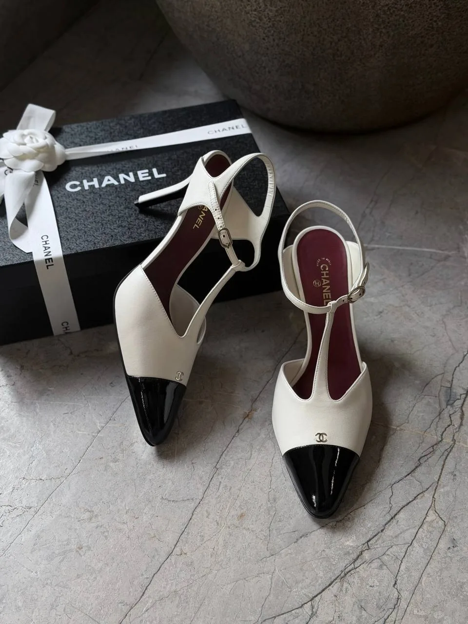 Новые туфли-слингбэки Chanel,