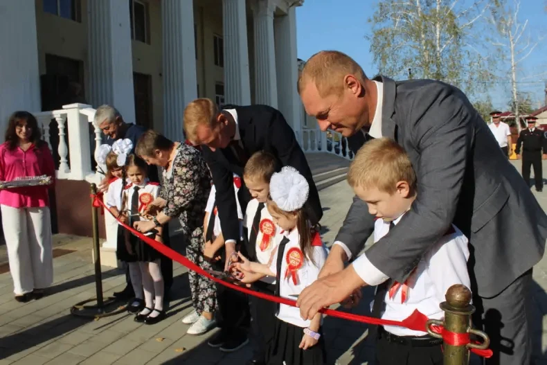 В станице Новолеушковской после масштабного обновления открылся центральный парк