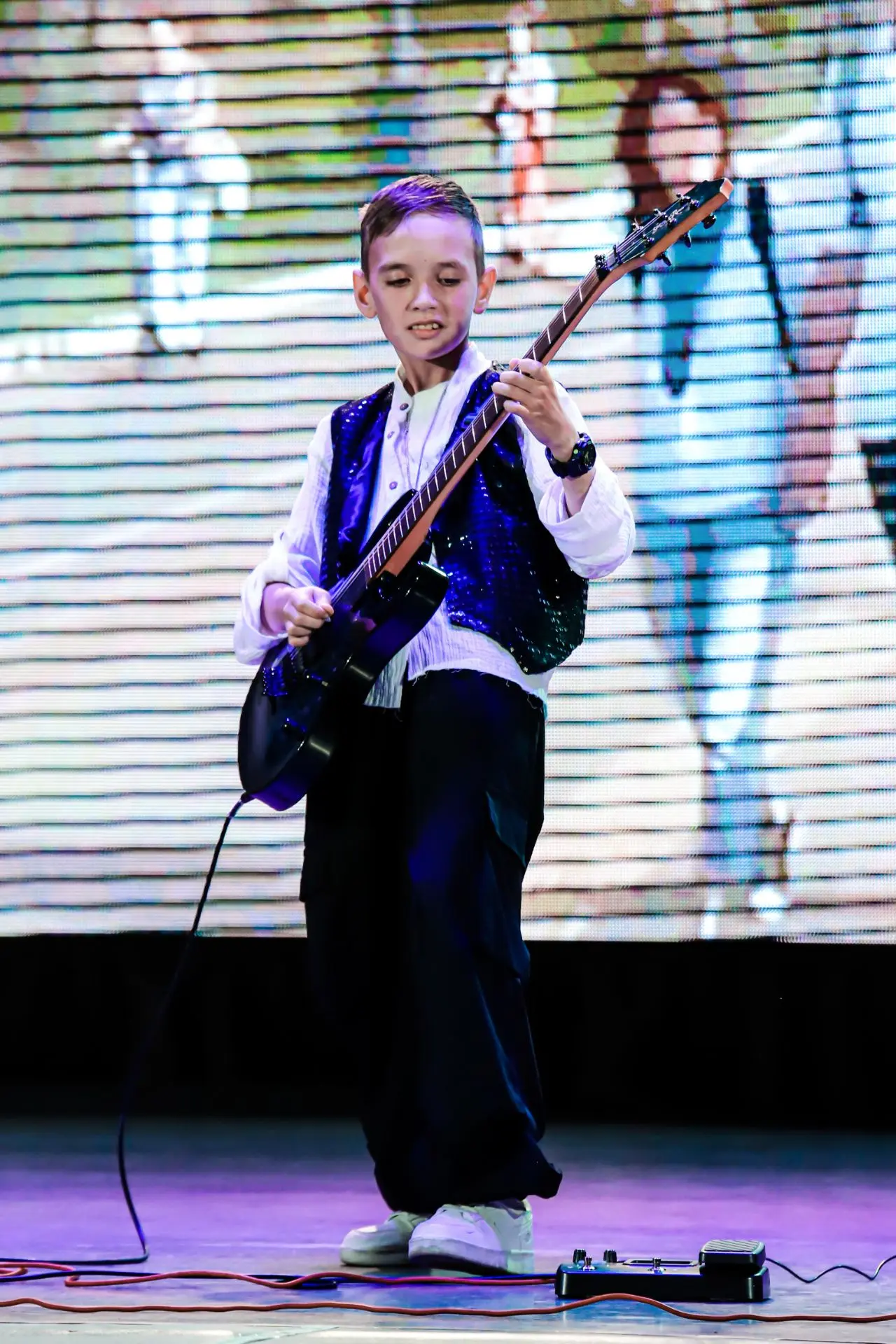 Фото с конкурса. 🔥🎸🎤
