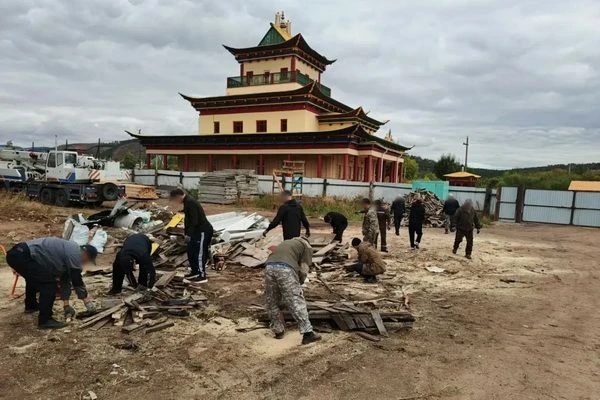⛩️Осужденные из Бурятии помогают строить Дворец Арьябалы