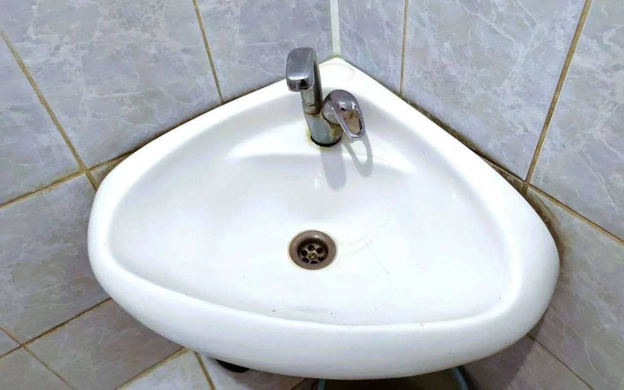 💧 В Железнодорожном и Центральном районах Воронежа на четыре часа без холодного водосн...