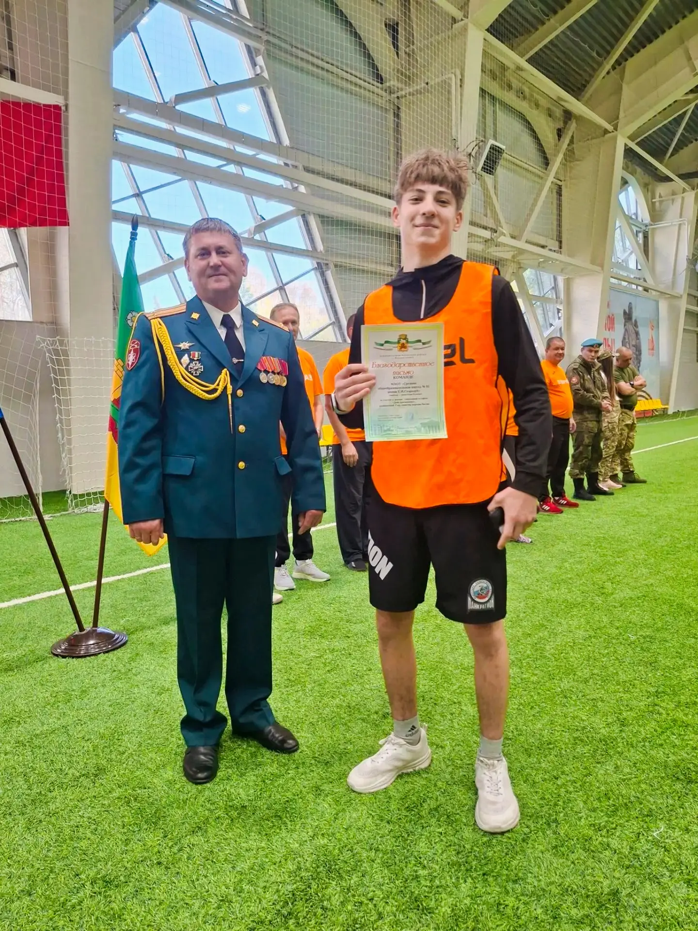 🎖 День призывника: МАОУ «СОШ №81 имени Евгения Ивановича Стародуб» в деле! 🎖