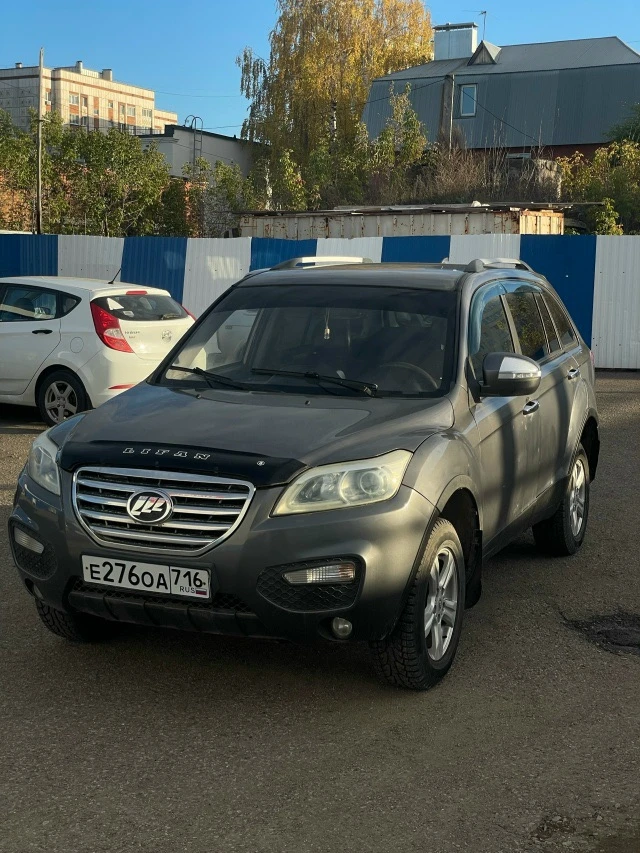 В продаже Lifan 2013 года. Мотор работает ровно, не троит. Все передачи на месте. По хо...