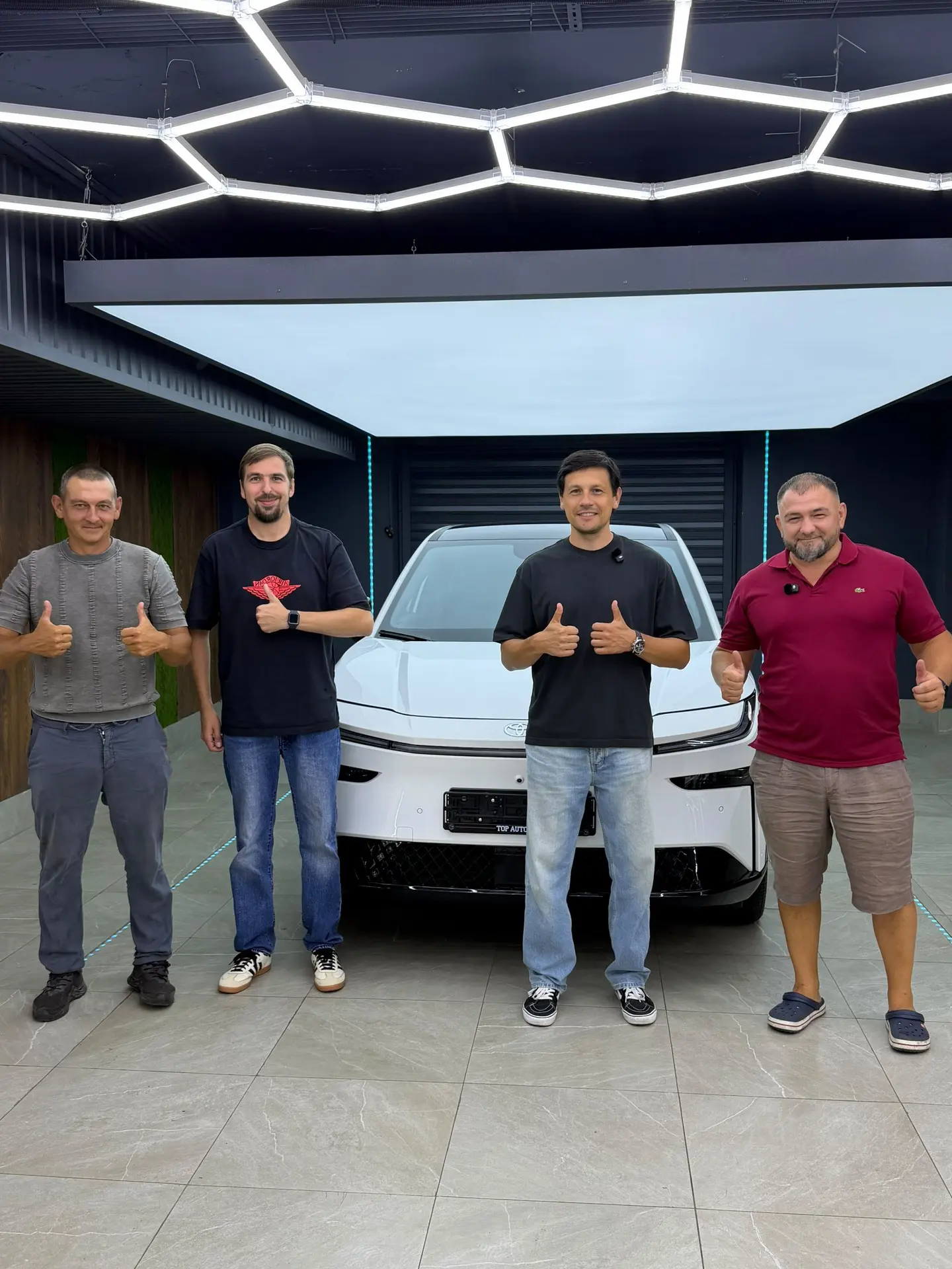 Евгений, поздравляем с Toyota BZ3X — полностью электрической! 🔥