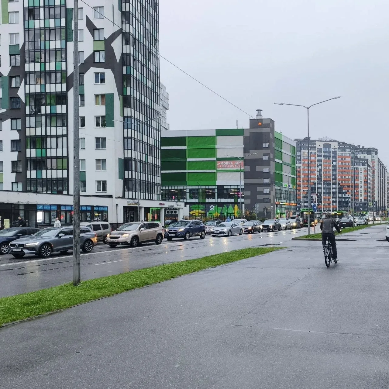 🚧 Выезд из Кудрово стал занимать гораздо больше времени. Пробки растягиваются уже не н...
