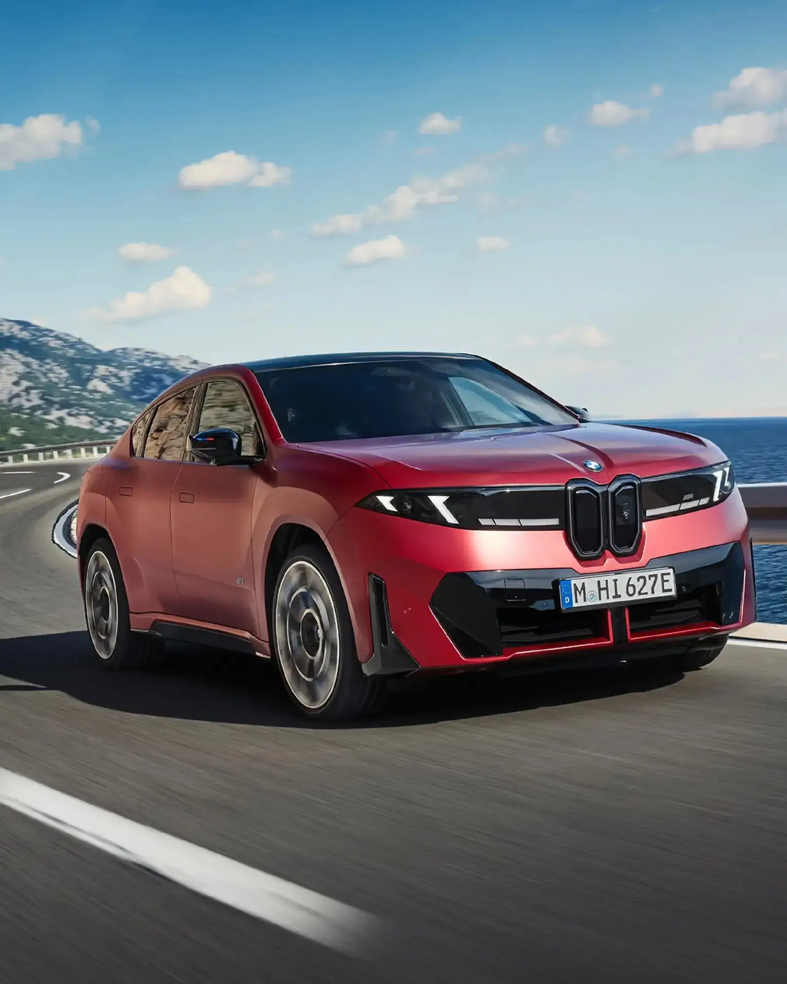 ⚡️ BMW iX4: до 603 сил и почти 690 км на зарядке