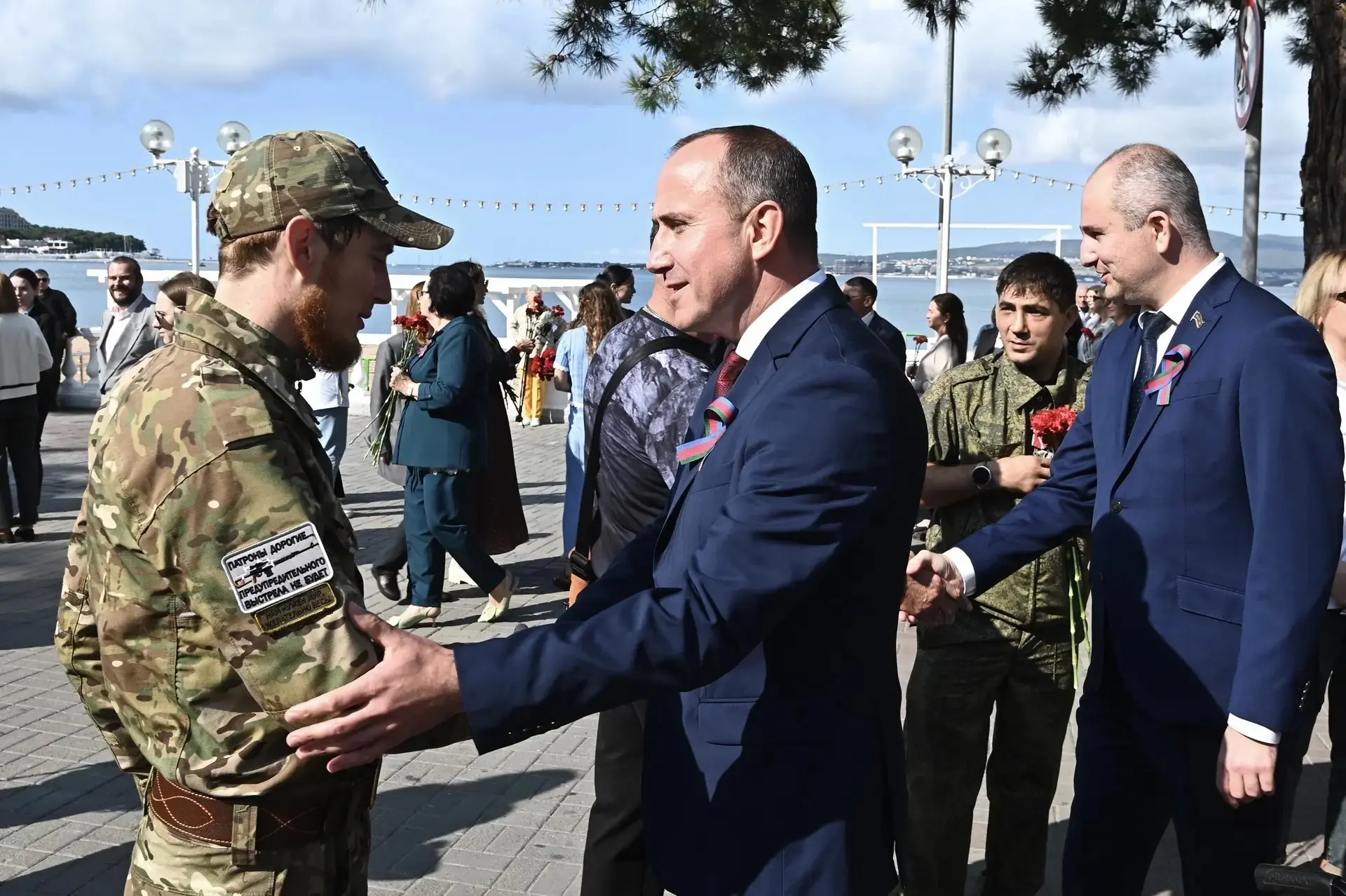 Вместе с молодежью, участниками специальной военной операции, руководителями правоохран...