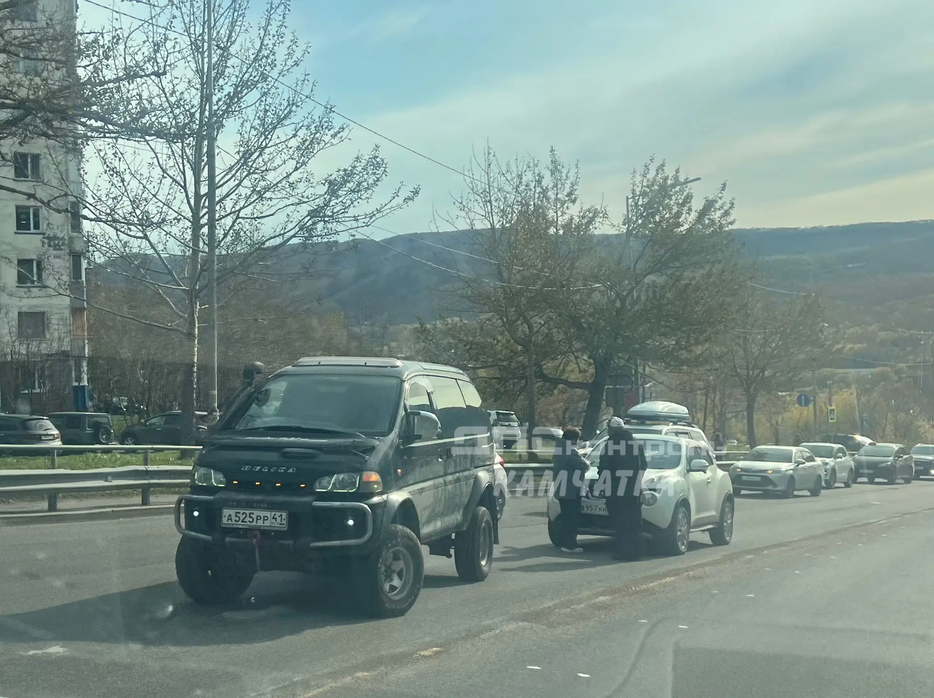 📍ДТП на Ленинградской собирает большую пробку с КП