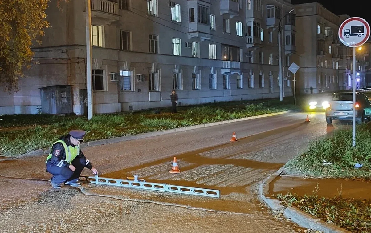 Водитель сбил пенсионерку на тротуаре в Каменске-Уральском