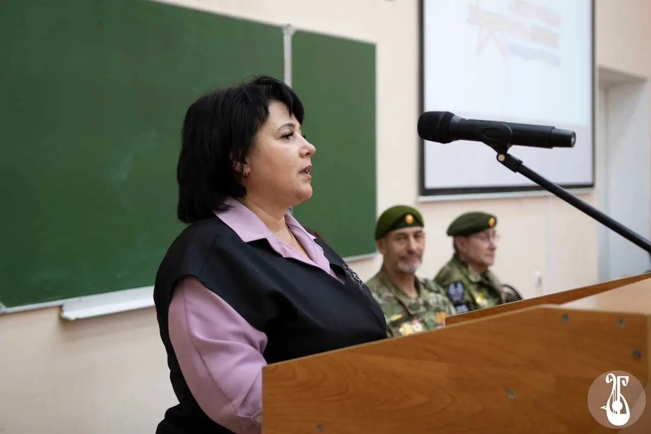 «Боевое братство не заканчивается на передовой»: в БГИИК прошел честный разговор о главном